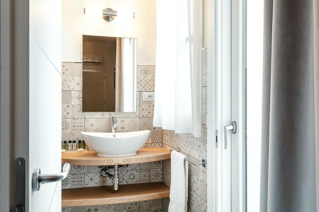 Lungomare Rooms Olbia Exterior photo